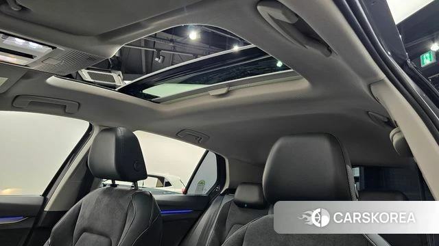 Volkswagen Golf 8th Generation 2025 Серый из Кореи, фото 5