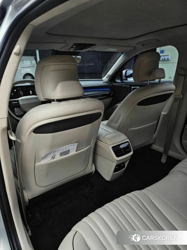 Kia The New K8 Hybrid 2024 Светло-серебряный цвет из Кореи, фото 5