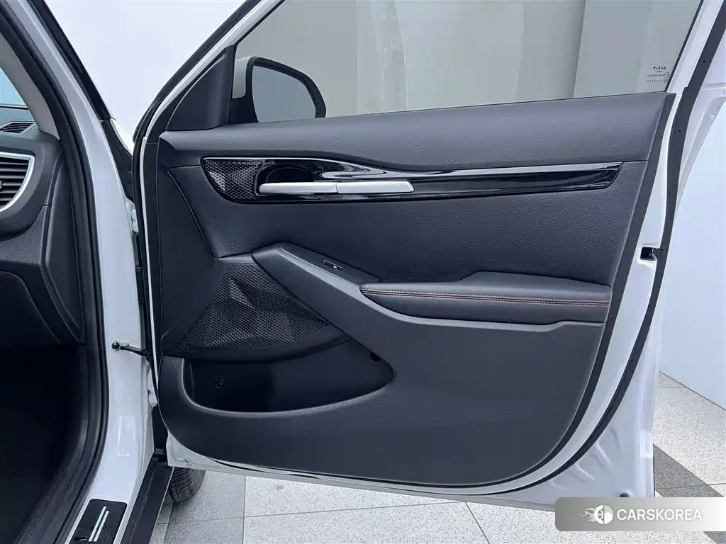 Kia Seltos 2023 Белый из Китая, фото 5