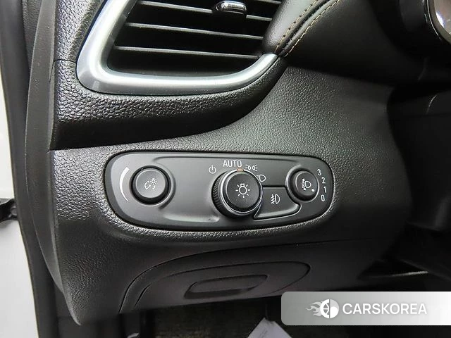 Chevrolet (GM Daewoo) The New Trax 2020 Белый из Кореи, фото 5