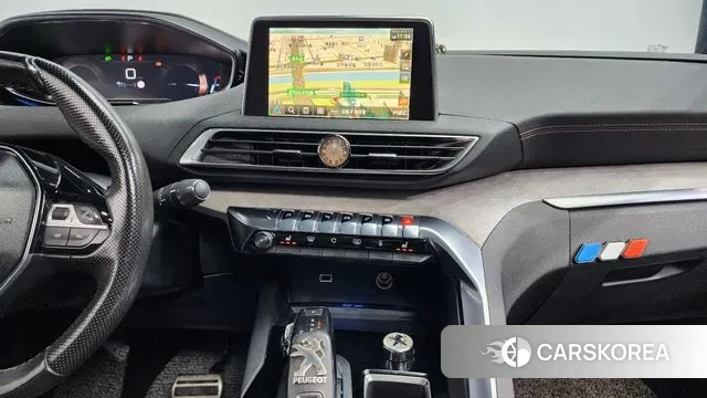 Peugeot 3008 second generation 2018 Белый из Кореи, фото 5