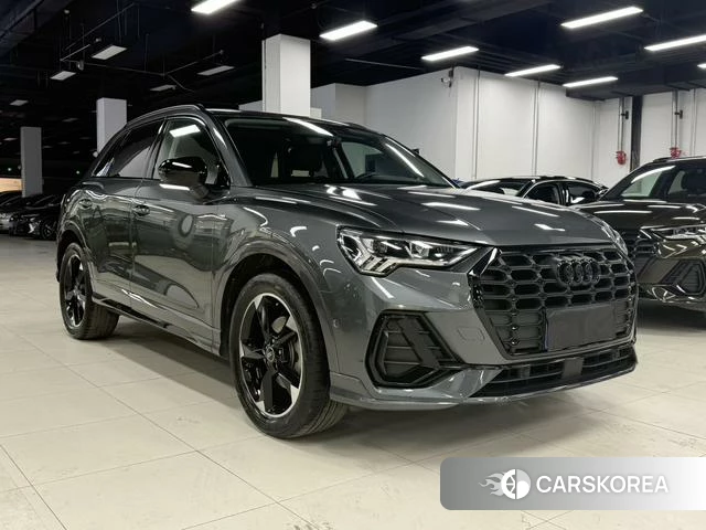 Audi Q3 2023 Темно-серый из Китая, фото 5