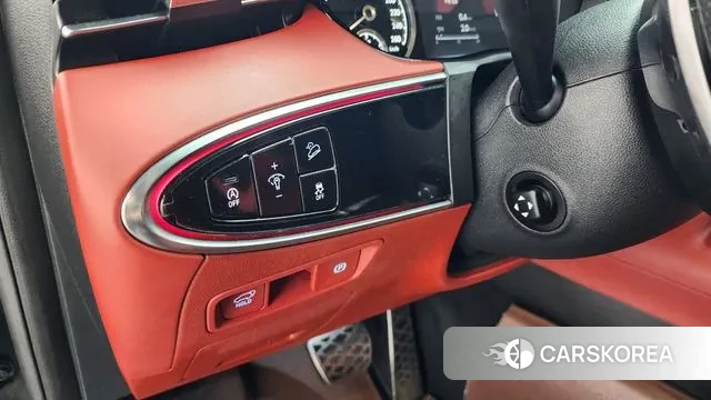 Genesis GV70 2021 Черный из Кореи, фото 5