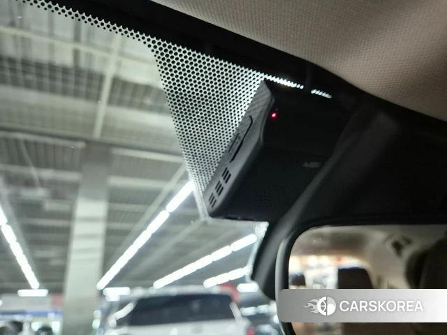 Lexus UX300e 2022 Черный из Кореи, фото 5
