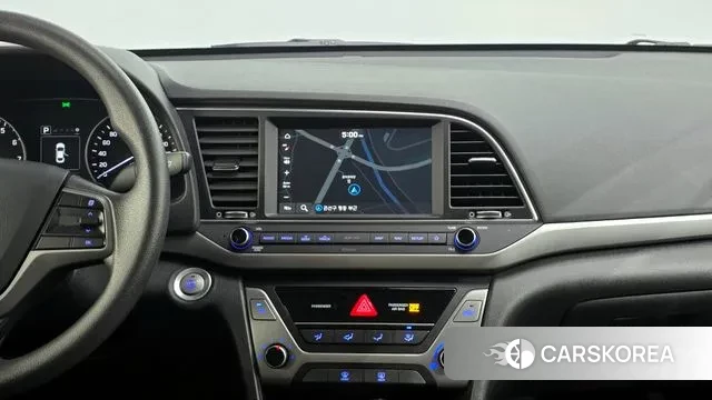 Hyundai Avante AD 2018 Белый из Кореи, фото 5