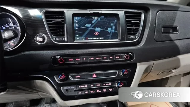 Kia The New Carnival 2019 Белый из Кореи, фото 5