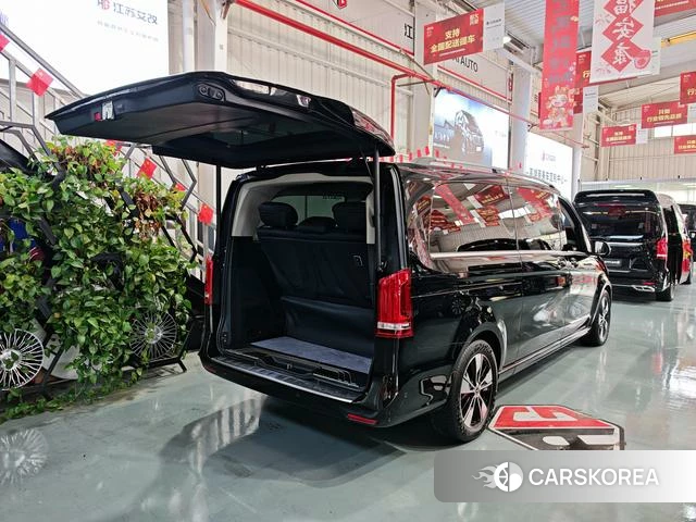 Mercedes-Benz V-class 2023 Черный из Китая, фото 5