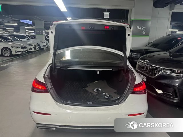 Mercedes-Benz E-Class W213 2022 Белый из Кореи, фото 5