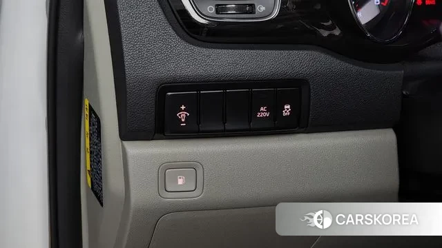 Kia The New Carnival 2018 Белый из Кореи, фото 5