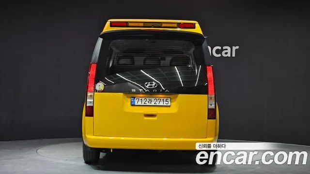 Hyundai Staria 2024 Желтый из Кореи, фото 5