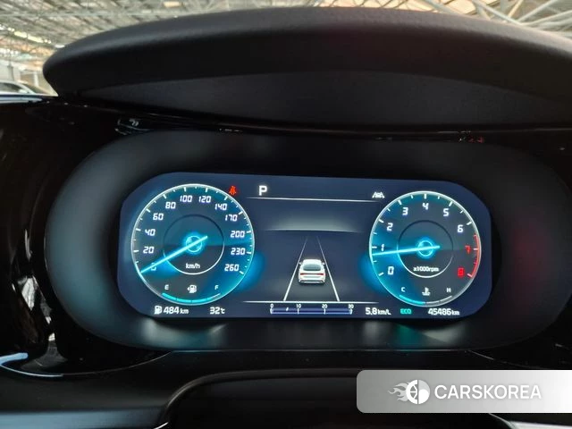 Kia K5 3rd generation 2023 Серебристо-серый из Кореи, фото 5