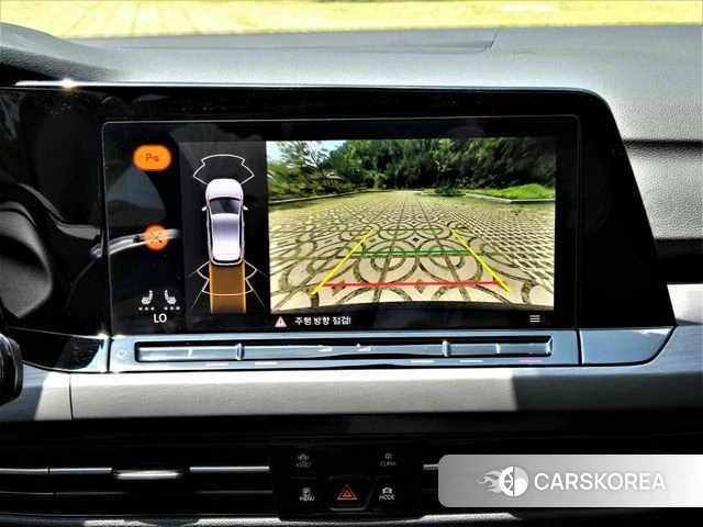 Volkswagen Golf 8th Generation 2024 Синий из Кореи, фото 5