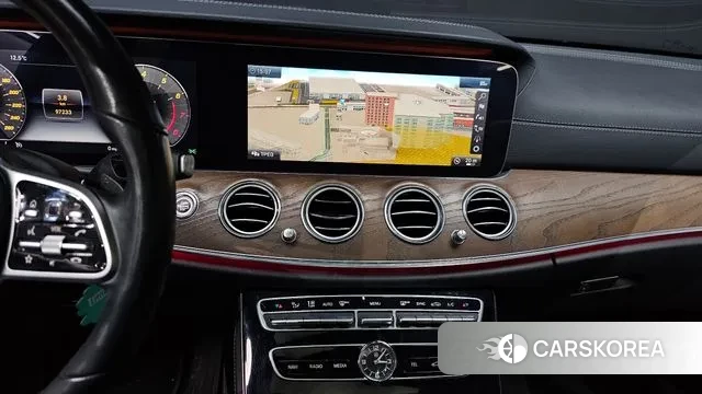 Mercedes-Benz E-Class W213 2019 Серый из Кореи, фото 5