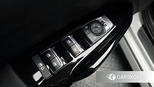 Kia The New K5 3rd generation 2023 Белый из Кореи, фото 5