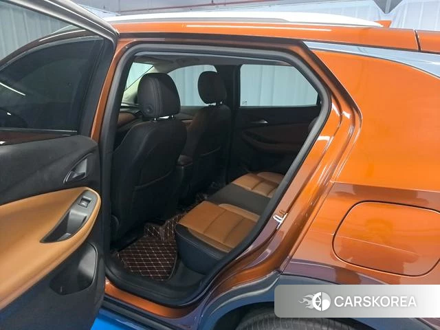 Buick Angkola GX 2021 Желтый из Китая, фото 5