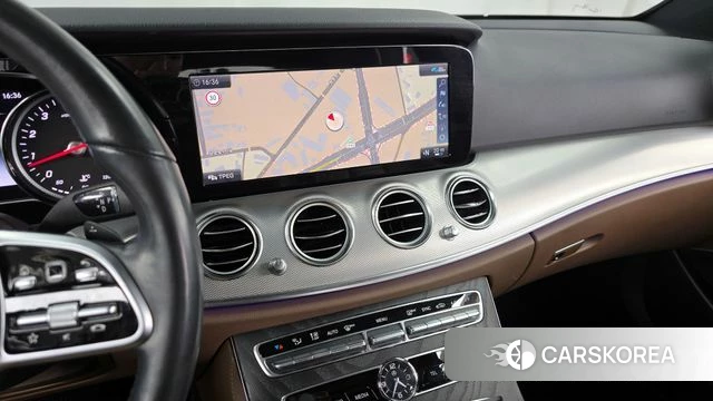 Mercedes-Benz E-Class W213 2020 Серый из Кореи, фото 5