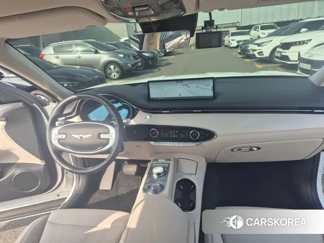 Genesis GV70 2023 Белый из Кореи, фото 5