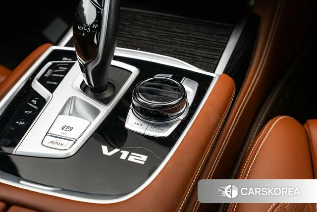 BMW 7 series 2021 Черный из Китая, фото 5