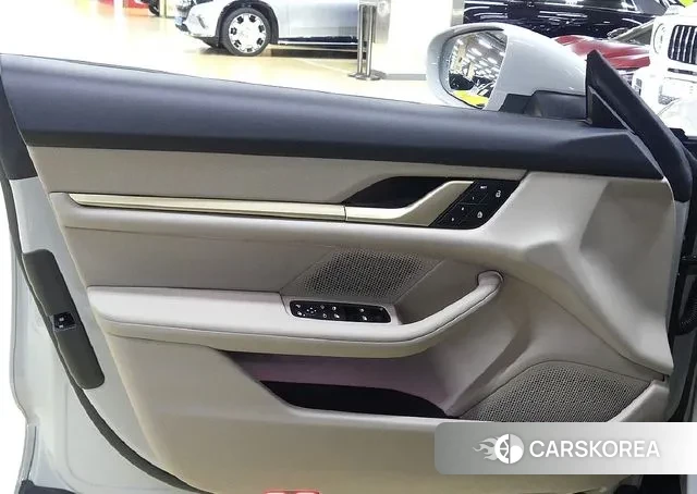 Porsche Taycan 2023 Серый из Кореи, фото 5