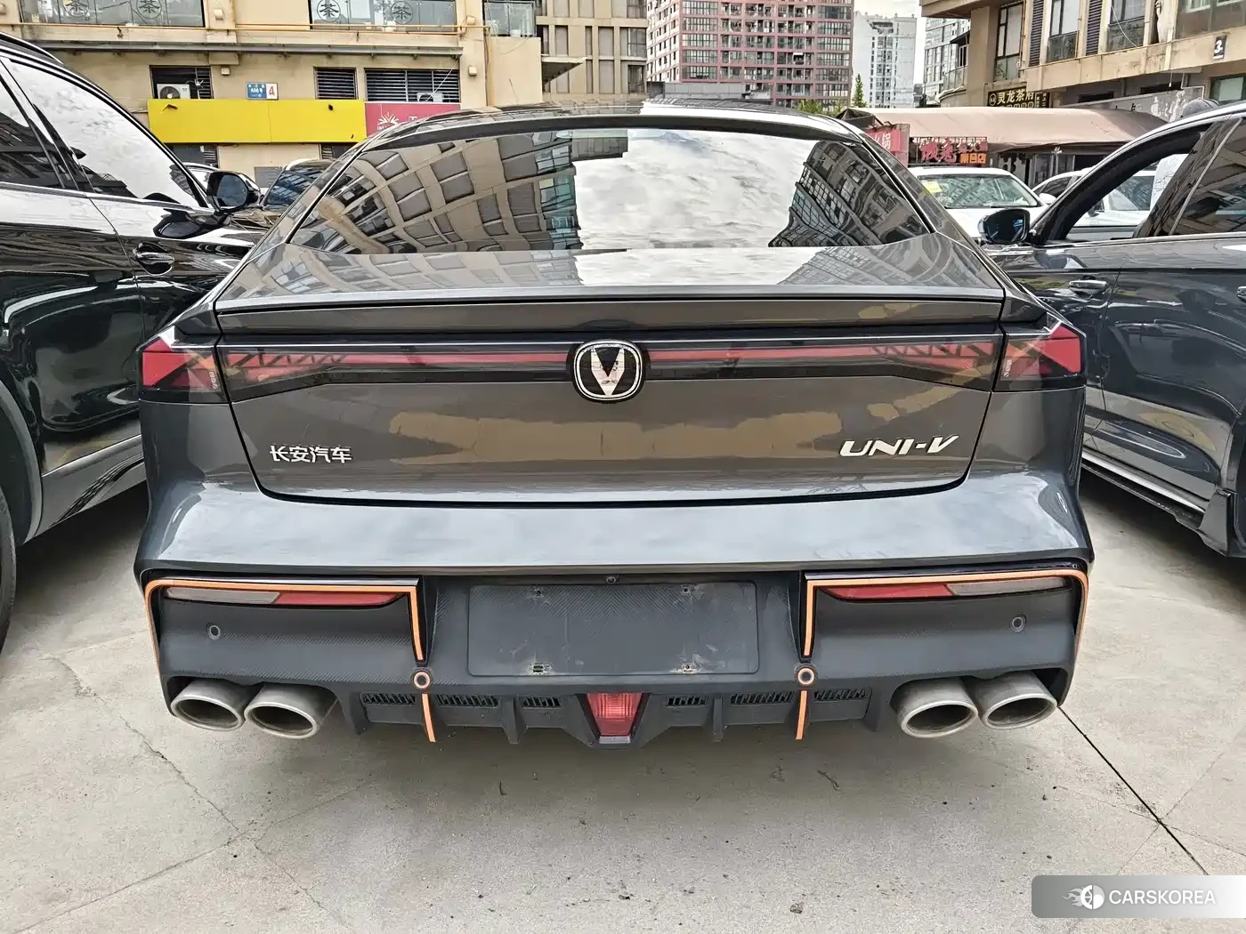 Chang'an UNI-V 2023 Silver/gray из Китая, фото 5