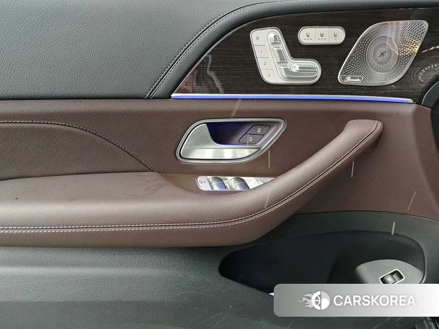 Mercedes-Benz GLS 2024 Черный из Китая, фото 5