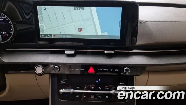 Kia Carnival 4th generation 2023 Белый из Кореи, фото 5