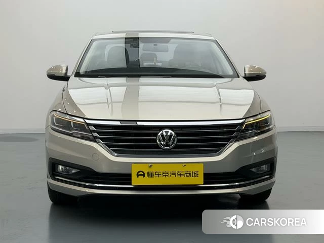 Volkswagen Lavida 2018 Желтый из Китая, фото 5
