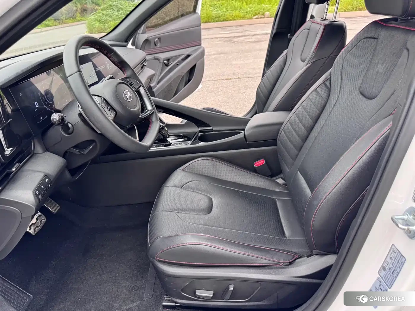 Hyundai Elantra 2022 Белый из Китая, фото 5