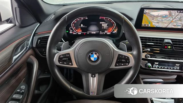 BMW 5 Series (G30) 2020 Белый из Кореи, фото 5