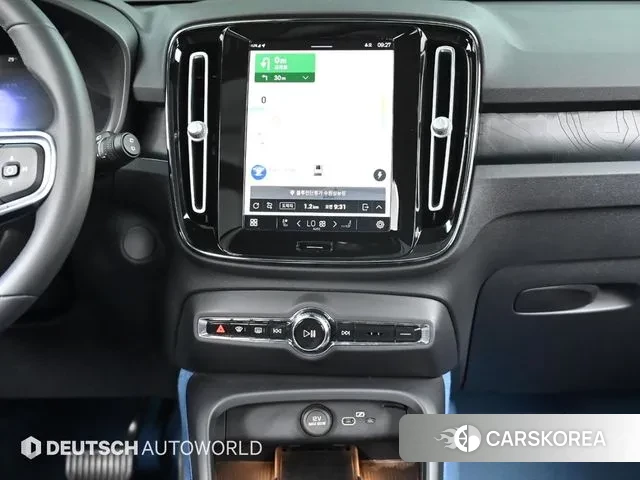 Volvo XC40 Richards 2024 Белый из Кореи, фото 5