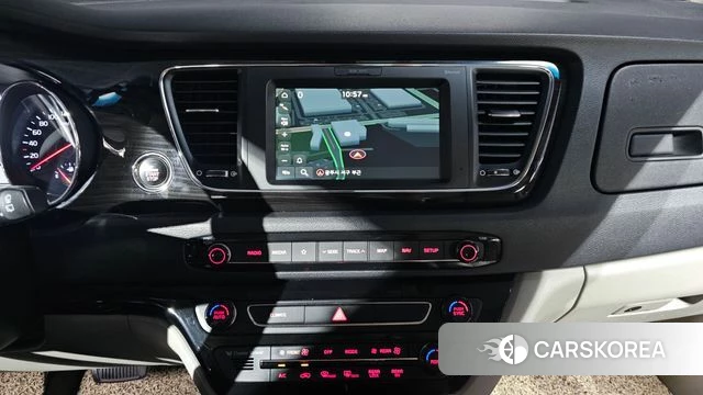 Kia The New Carnival 2018 Белый из Кореи, фото 5