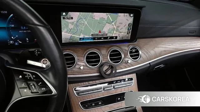 Mercedes-Benz E-Class W213 2021 Белый из Кореи, фото 5