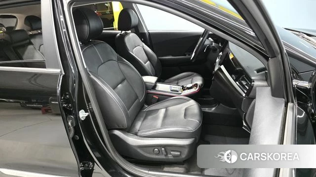 Kia Niro EV 2022 Черный из Кореи, фото 5