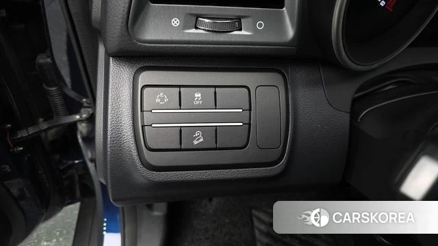 Ssangyong Tivoli Armor 2018 Синий из Кореи, фото 5