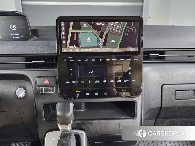 Hyundai Staria 2021 Белый из Кореи, фото 5