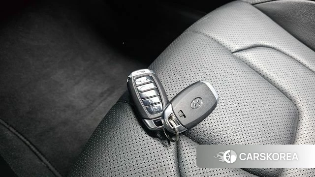Hyundai Avante Hybrid (CN7) 2021 Белый из Кореи, фото 5