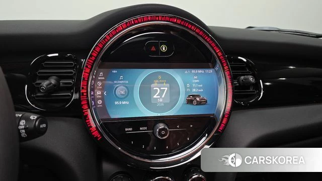 Mini Cooper 2023 Серебристо-серый из Кореи, фото 5