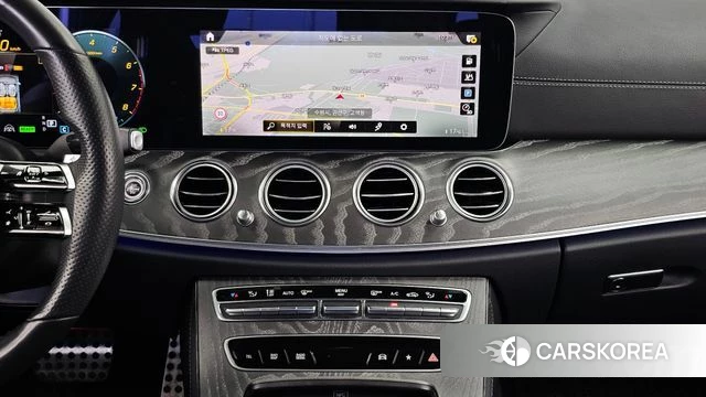 Mercedes-Benz E-Class W213 2021 Черный из Кореи, фото 5