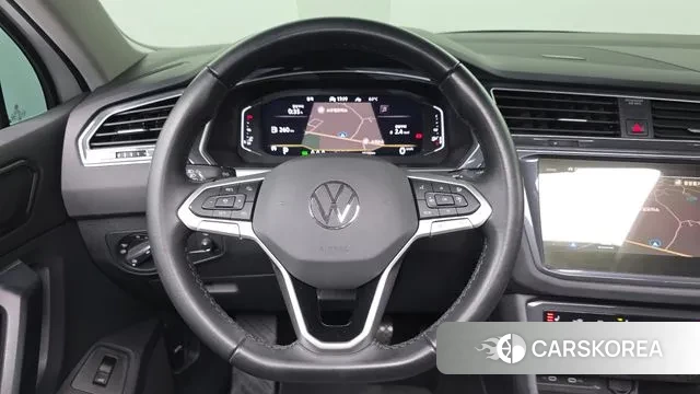 Volkswagen Tiguan second Generation 2022 Белый из Кореи, фото 5