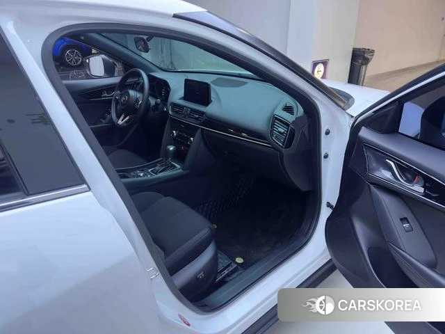 Mazda CX-4 2023 Белый из Китая, фото 5