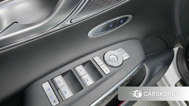 Genesis GV70 2021 Белый из Кореи, фото 5