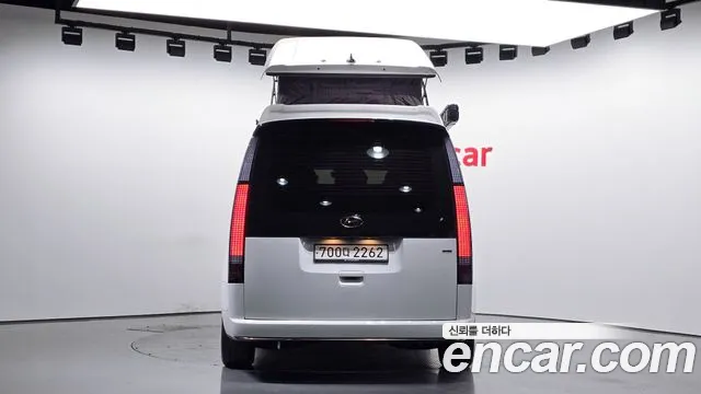 Hyundai Staria 2022 Белый из Кореи, фото 5