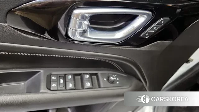 Jeep Compass 2nd Generation 2022 Белый из Кореи, фото 5