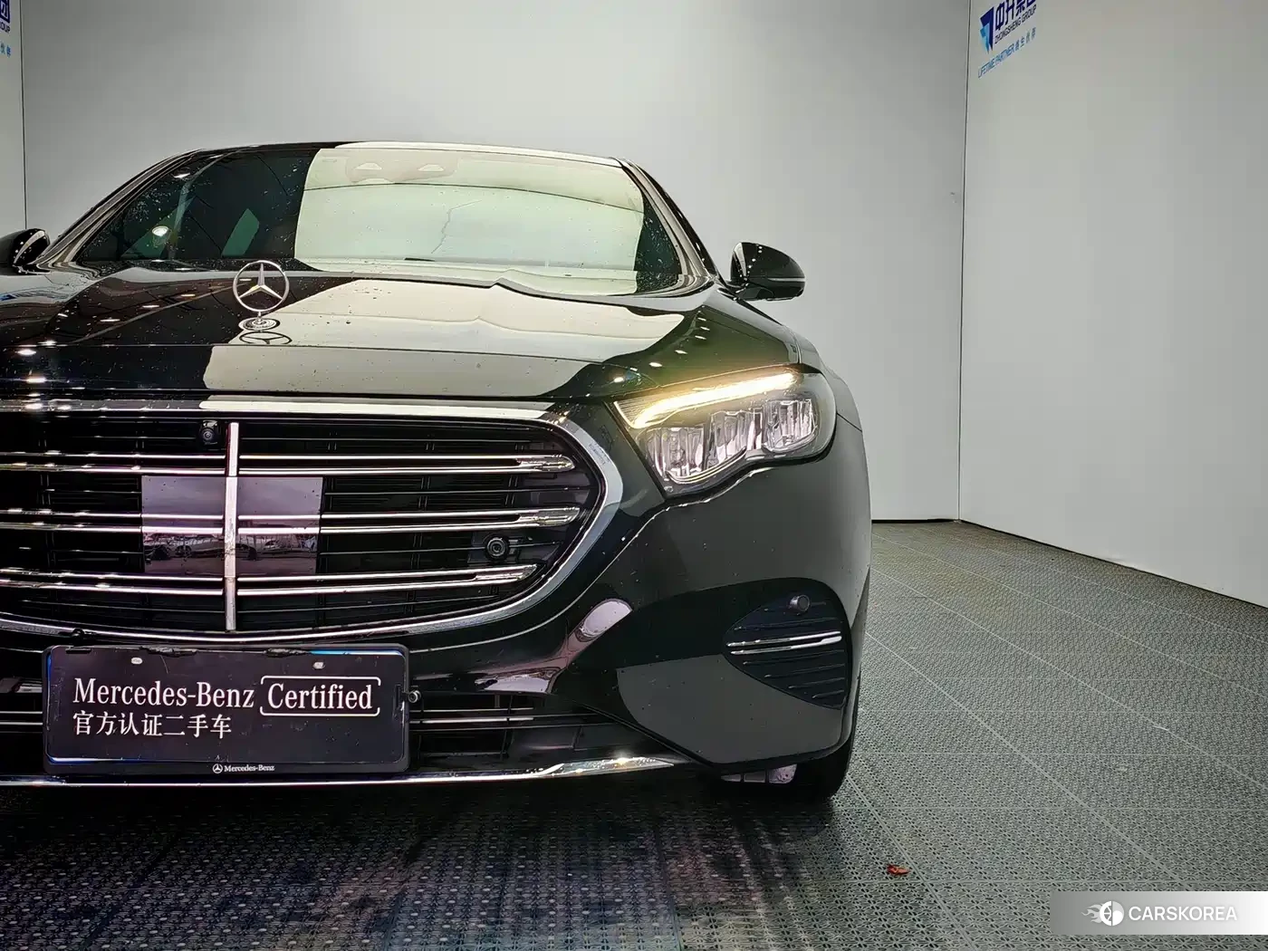 Mercedes-Benz E-Class 2025 Черный из Китая, фото 5