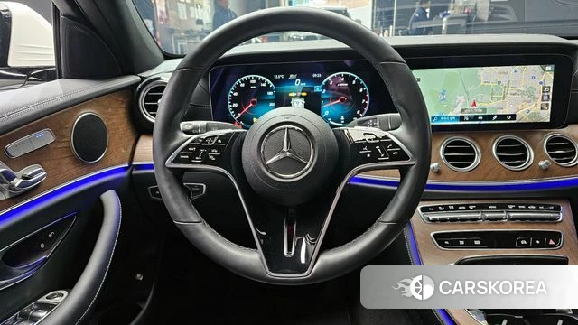 Mercedes-Benz E-Class W213 2023 Белый из Кореи, фото 5