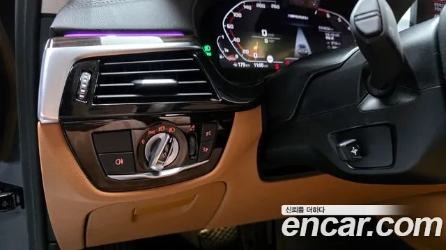 BMW 5 Series (G30) 2021 Черный из Кореи, фото 5