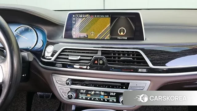 BMW 7 Series (G11) 2018 Белый из Кореи, фото 5