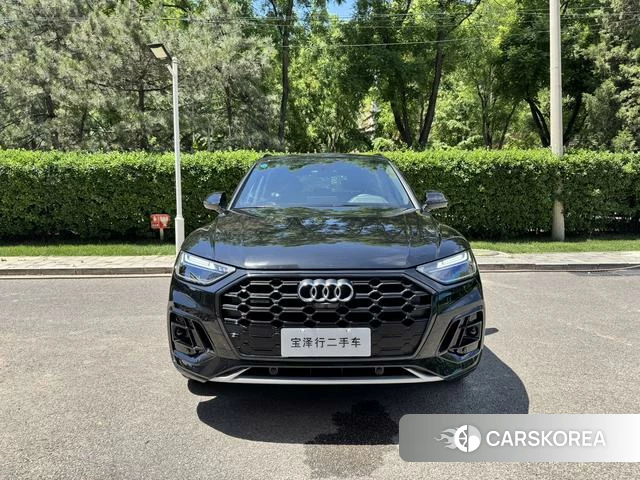 Audi Q5L 2025 Черный из Китая, фото 5