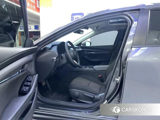 Mazda 3 Angkesaila 2022 Темно-серый из Китая, фото 5