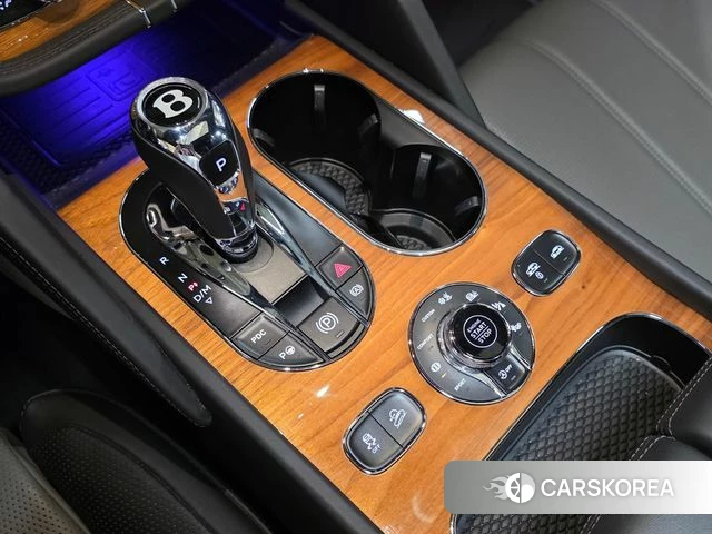 Bentley Bentayga 2021 Серый из Кореи, фото 5